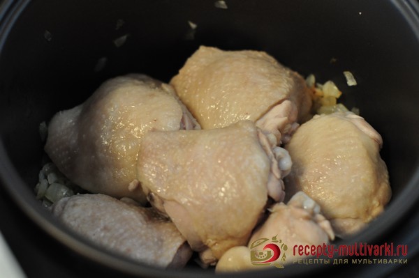 Курица в сливочно-чесночном соусе в мультиварке — рецепт для мультиварки
