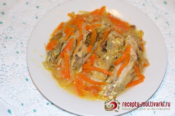 Жареная камбала с морковью, луком и сметаной. рецепт – Европейская кухня: Основные блюда. «Еда»